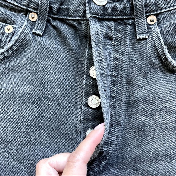 Agolde Dee Shorts - Picture 8 of 14